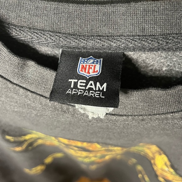 DENVER BRONCOS CREWNECK - Picture 2 of 2